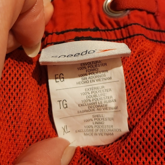 Speedo Swim Trunks Black with Red Accents Board Shorts - Picture 9 of 9